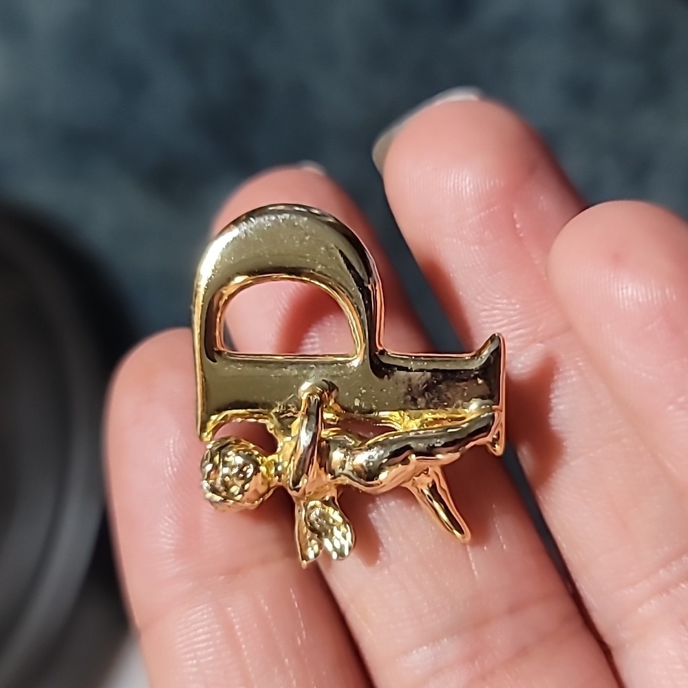 Vintage letter P Angel brooch  Luca Razza